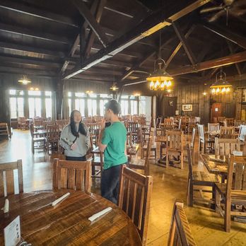 Starved Rock Lodge - Hotels Near Me - Oglesby, Illinois
