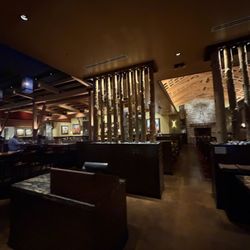 Lazy Dog Restaurant & Bar