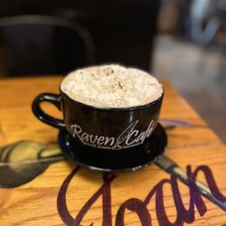 Raven Coffeehouse & Cafe - Large nutty Irishman latte