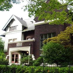 Shafer Baillie Mansion Bed & Breakfast