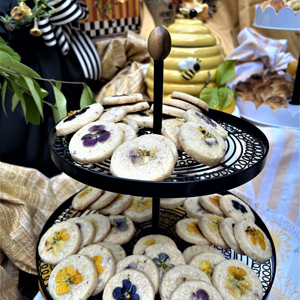 Sage Mountain - Delicious and pretty cookies - Assisted Living Facilities Near Me - Thousand Oaks, California Sage Mountain - Delicious and pretty cookies - Assisted Living Facilities Near Me - Thousand Oaks, California