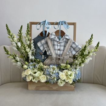 Floral Fusion - Floral Designers Near Me - Montrose, California Floral Fusion - Floral Designers Near Me - Montrose, California