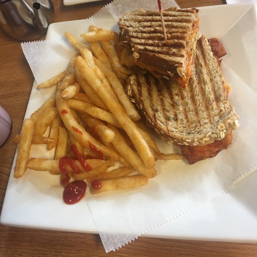 D' Nuez - Chipotle Chicken Panini - New Mexican Cuisine Near Me - Chicago, Illinois D' Nuez - Chipotle Chicken Panini - New Mexican Cuisine Near Me - Chicago, Illinois