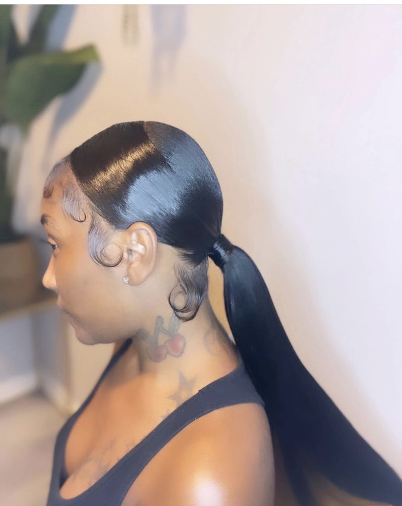 Fluent Hair Logo