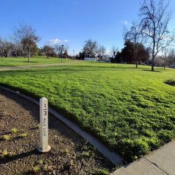 Zanussi Park - 1/3 mile walking loop
