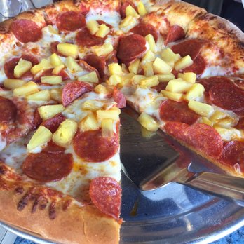 Genovese's Kitchen - Pepperoni and Pineapple pizza - Pizza Near Me - Alhambra, California Genovese's Kitchen - Pepperoni and Pineapple pizza - Pizza Near Me - Alhambra, California
