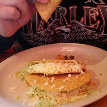 El Mazatlan Authentic Mexican Restaurant - Tacos! Yummy, but basic - Mexican Near Me - Mankato, Minnesota El Mazatlan Authentic Mexican Restaurant - Tacos! Yummy, but basic - Mexican Near Me - Mankato, Minnesota