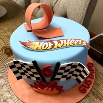 Tilus Cake Bakery - Custom Cakes Near Me - Mesa, Arizona Tilus Cake Bakery - Custom Cakes Near Me - Mesa, Arizona