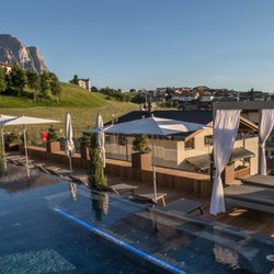 ABINEA - Jacuzzi on top