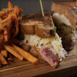 Raven Gastropub - Scratch cooking, inspired dining