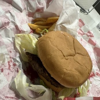 Mad Mack's Burger - Regular American burger - Burgers Near Me - San Antonio, Texas Mad Mack's Burger - Regular American burger - Burgers Near Me - San Antonio, Texas