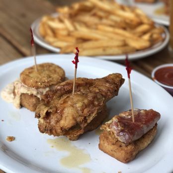 Pine State Biscuits - Pine State Club - Southern Near Me - Portland, Oregon
