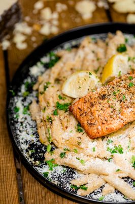 World Famous House of Mac by null