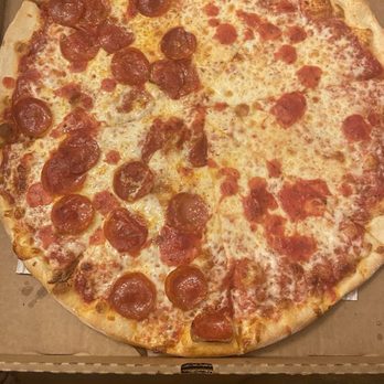 Piccola New York Pizza - 16" Half Cheese, Half Pepperoni. - Pizza Near Me - Atlanta, Georgia Piccola New York Pizza - 16" Half Cheese, Half Pepperoni. - Pizza Near Me - Atlanta, Georgia