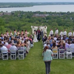 Vibrations Professional Video Disc Jockeys & Photo Booth - DJ Wedding Ceremony