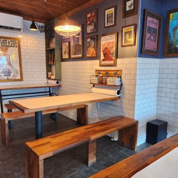 The Burgerly - Kid friendly paper covered tables - Burgers Near Me - New Hope, Pennsylvania The Burgerly - Kid friendly paper covered tables - Burgers Near Me - New Hope, Pennsylvania