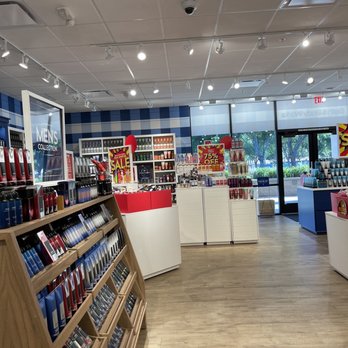 Bath & Body Works - Perfume Near Me - Livermore, California