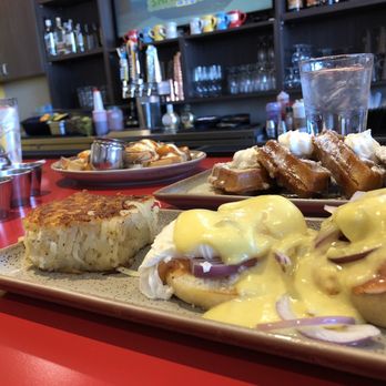 Early Bird - West Des Moines - Salmon Benny - Breakfast & Brunch Near Me - West Des Moines, Iowa Early Bird - West Des Moines - Salmon Benny - Breakfast & Brunch Near Me - West Des Moines, Iowa