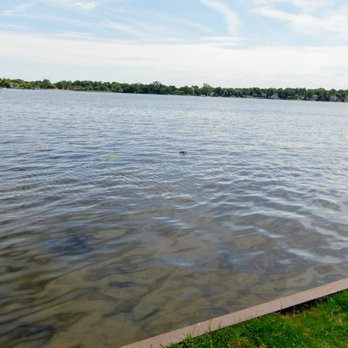 Bob Lewandowski Park - Parks Near Me - Mundelein, Illinois