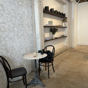 Comet Over Delphi - Coffee & Tea Near Me - Highland Park, California