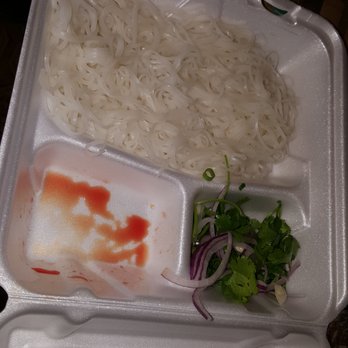 Pho Palace 2 - They put raw meat in with the noodles and garnish! - Soup Near Me - Mansfield, Texas Pho Palace 2 - They put raw meat in with the noodles and garnish! - Soup Near Me - Mansfield, Texas