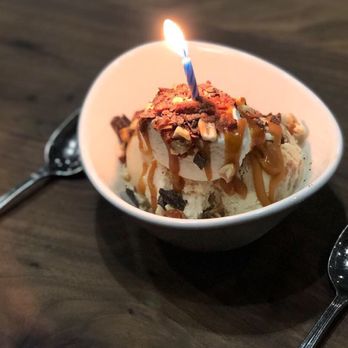 Echo & Rig - Toffee ice cream sundae - Steakhouses Near Me - Sacramento, California