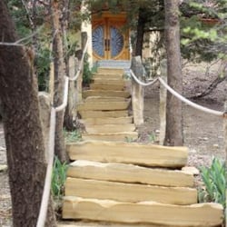 Rock Haven Spa - Entry to Bungalow