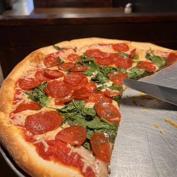 Salvo's Pizza - Build your own - 14" Pepperoni & Spinach with vegan cheese pizza - Pizza Near Me - Smyrna, Tennessee Salvo's Pizza - Build your own - 14" Pepperoni & Spinach with vegan cheese pizza - Pizza Near Me - Smyrna, Tennessee