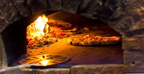 Vagabond Pizza by null