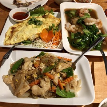 Green Leaf Thai Cuisine - Thai Near Me - Chicago, Illinois Green Leaf Thai Cuisine - Thai Near Me - Chicago, Illinois
