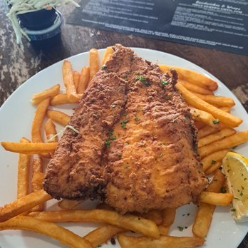 Rockafella's Restaurant - Fish & Chips - American Near Me - Salem, Massachusetts