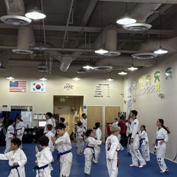 Hwang's Taekwondo Center - Classroom