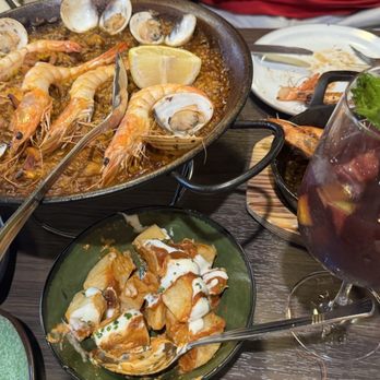 Puerta del Sol - Croquetas, Paella de Mariscos, patatas, sangria - Tapas/Small Plates Near Me - San Jose, California Puerta del Sol - Croquetas, Paella de Mariscos, patatas, sangria - Tapas/Small Plates Near Me - San Jose, California