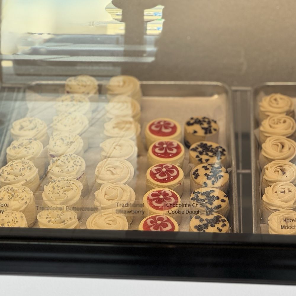 All the Crave Cheesecakes - Bar area - Custom Cakes Near Me - Cypress, Texas All the Crave Cheesecakes - Bar area - Custom Cakes Near Me - Cypress, Texas