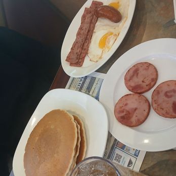 Reo Diner - Hungry man special - Diners Near Me - Woodbridge, New Jersey Reo Diner - Hungry man special - Diners Near Me - Woodbridge, New Jersey