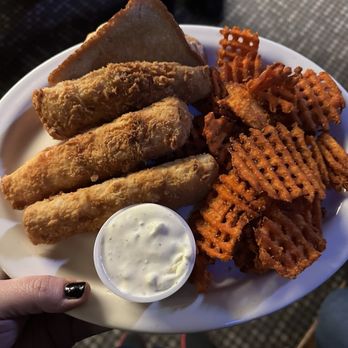 Magoos - Fish and chips - Pool Halls Near Me - Tulsa, Oklahoma