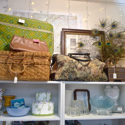 Four Seasons Vintage - Interesting display.