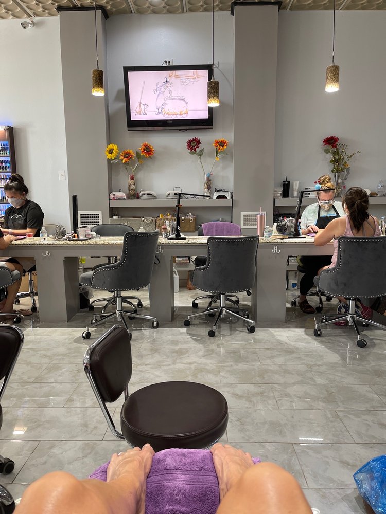 LAVIE NAILS - 375 Photos & 172 Reviews - 11834 Bandera Rd, Helotes, TX