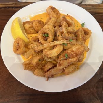 King Street Oyster Bar - Seafood Near Me - Middleburg, Virginia