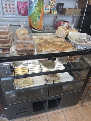 Al Medina Bakery by null