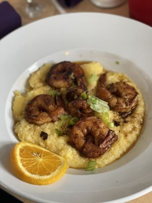 Sly Fox Den Too Charlestown by null