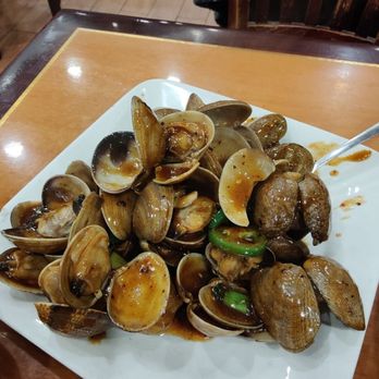 Cafe Hong Kong - Clams in black bean sauce - Cantonese Near Me - New York, New York