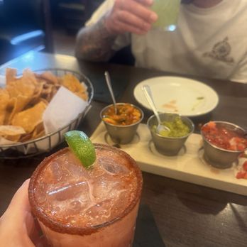 Vida Cantina - Mexican Near Me - Portsmouth, New Hampshire
