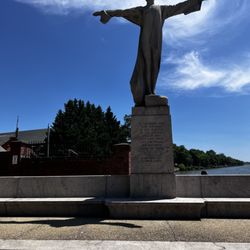 Titanic Memorial