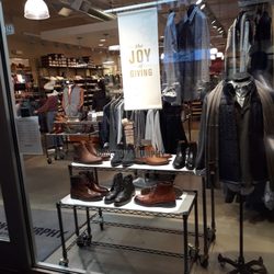 Johnston & Murphy Outlet