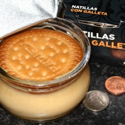 Montero Postres - yummy! coins added for size comparison