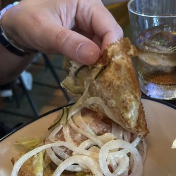 Rough & Tumble Pub - How we received our hamburger - Pubs Near Me - Seattle, Washington