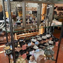 Riverside Gallery - So many options