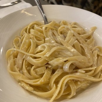 Kara Mia - Ottawa - Alfredo fettuccine - Halal Near Me - Ottawa, Ontario