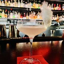 Valedor - We love lychee cocktail